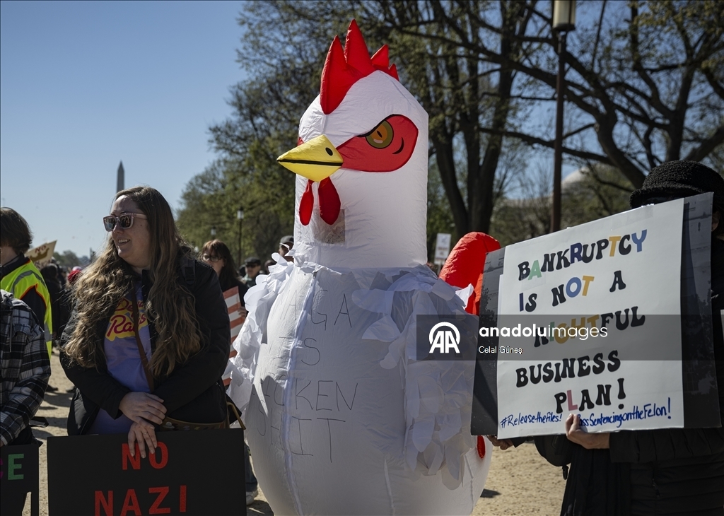 В США прошли многотысячные протесты против политики Трампа 1