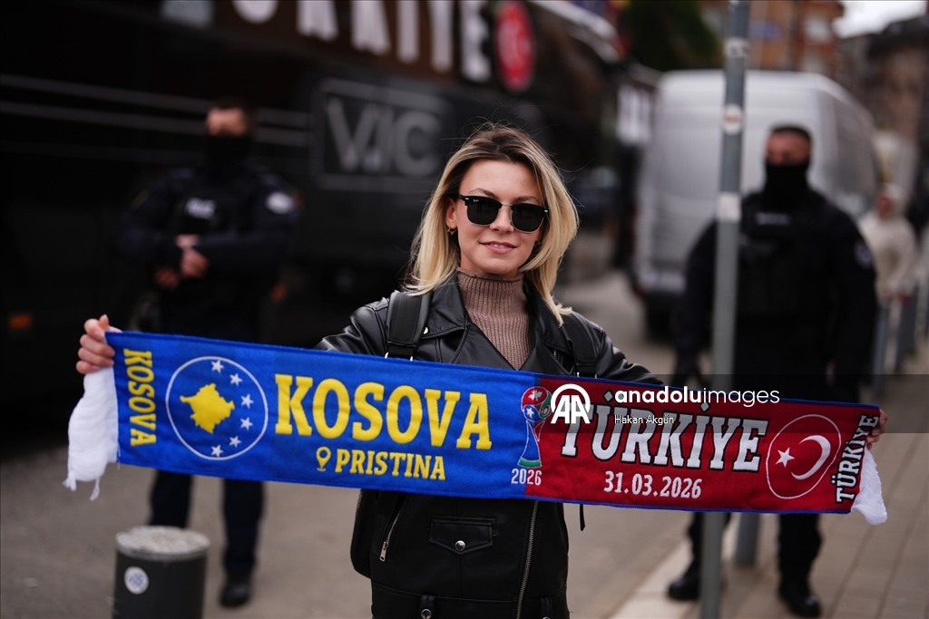 Kosova-Türkiye maçı öncesi Priştine'de heyecan artıyor