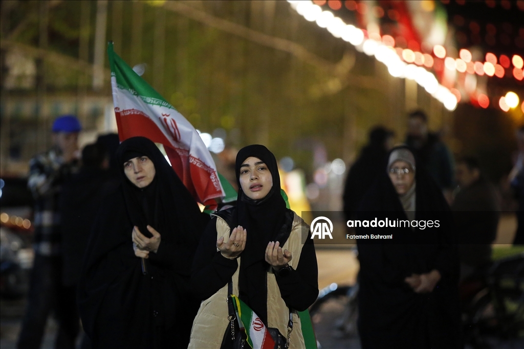 Атаки Израиля и США на Иран вызвали протесты в Тегеране