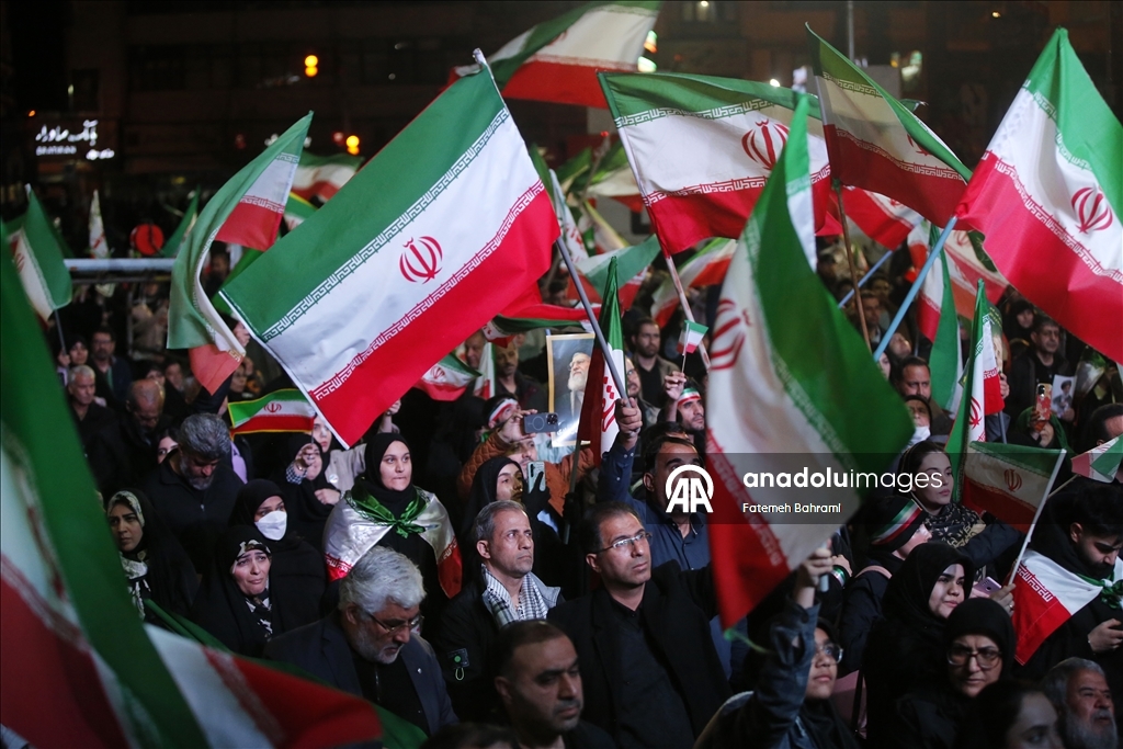 Атаки Израиля и США на Иран вызвали протесты в Тегеране