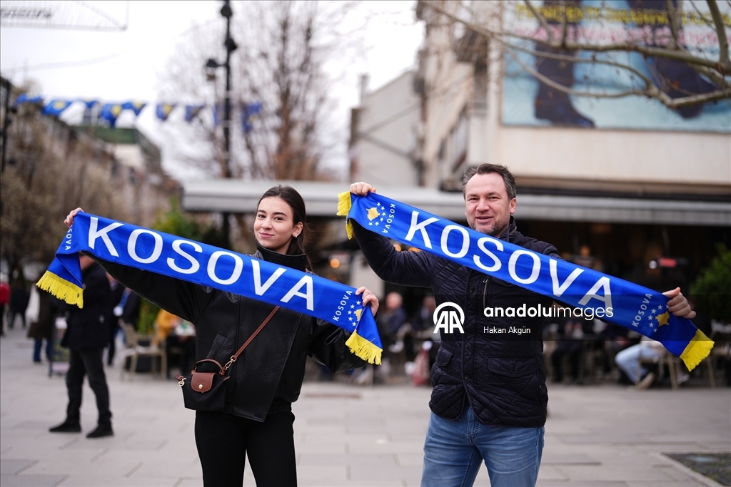 Kosova-Türkiye maçı öncesi Priştine'de heyecan artıyor