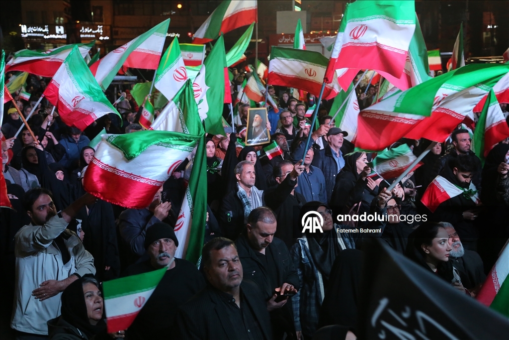 Атаки Израиля и США на Иран вызвали протесты в Тегеране