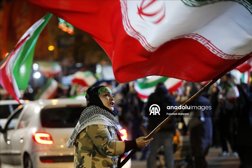 Атаки Израиля и США на Иран вызвали протесты в Тегеране