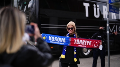 Kosova-Türkiye maçı öncesi Priştine'de heyecan artıyor
