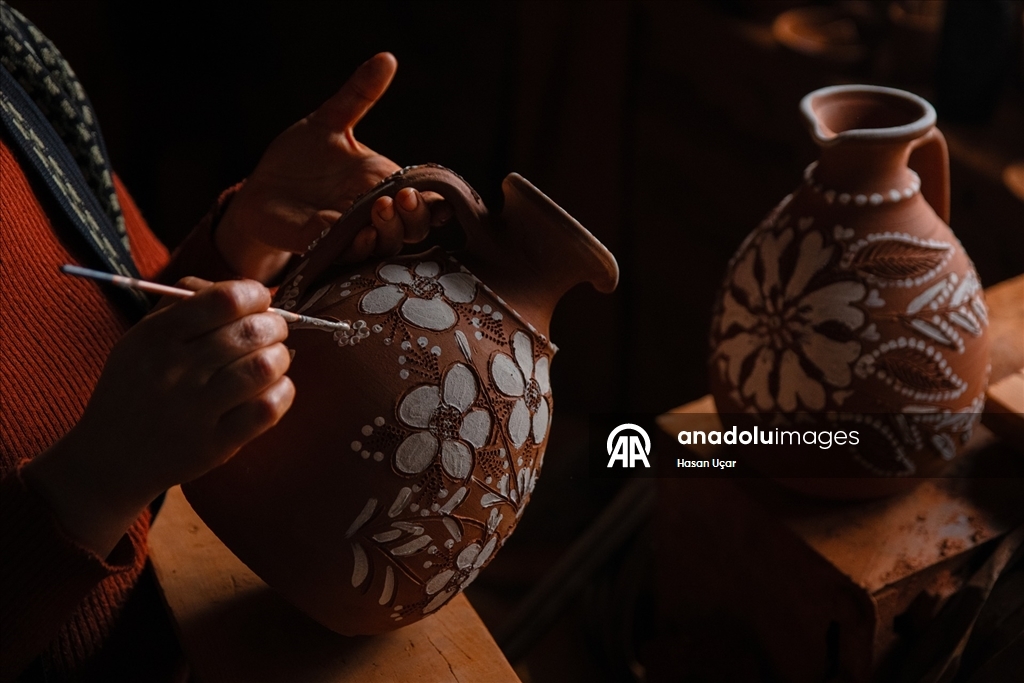 Karacasu’da çömlekçilik geleneği sürdürülüyor