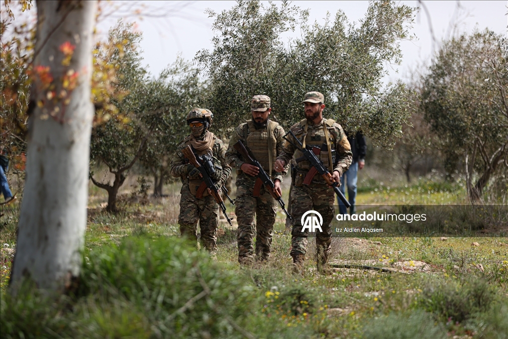 الأناضول توثق أنفاقا سرية استُخدمت لتهريب السلاح إلى لبنان