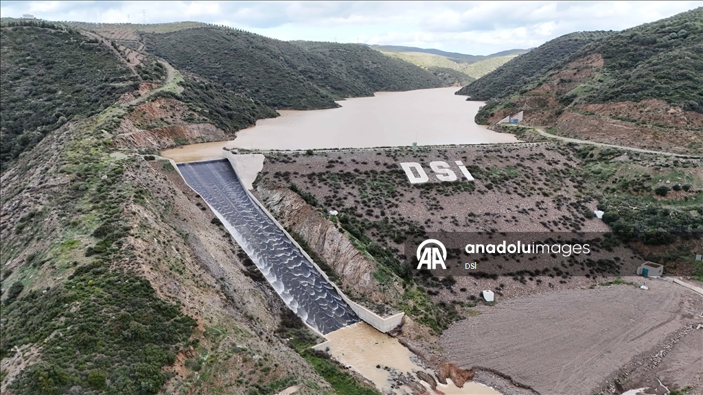 İzmir'de kritik seviyeleri gören barajlardaki su miktarı yağışlarla güçlendi