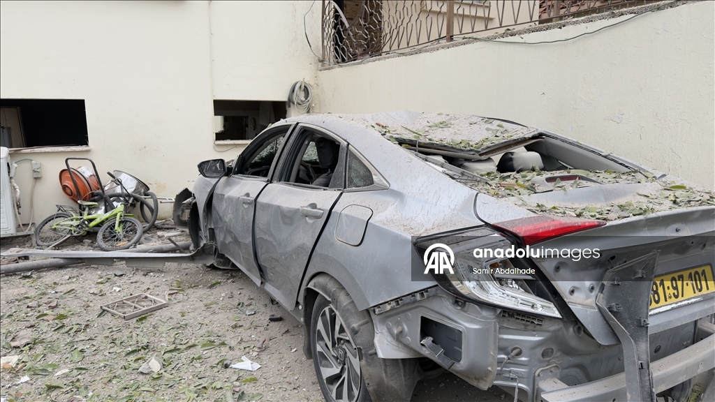 Lübnan'dan atılan roket İsrail'in kuzeyinde hasara yol açtı