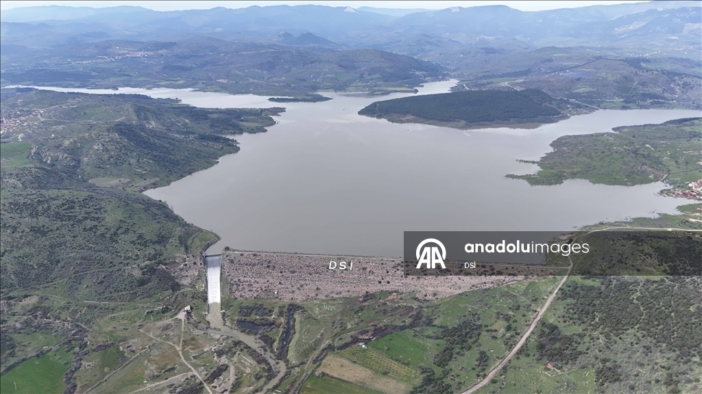 İzmir'de kritik seviyeleri gören barajlardaki su miktarı yağışlarla güçlendi