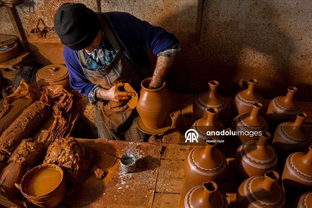 Karacasu’da çömlekçilik geleneği sürdürülüyor