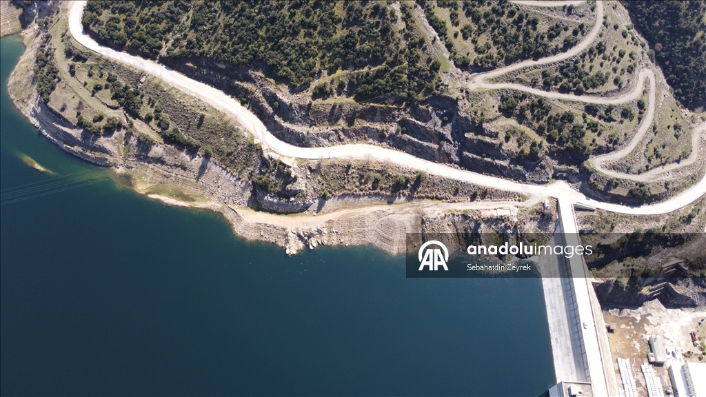 Aydın ve Denizli'de yağış arttı, baraj seviyeleri yükseldi