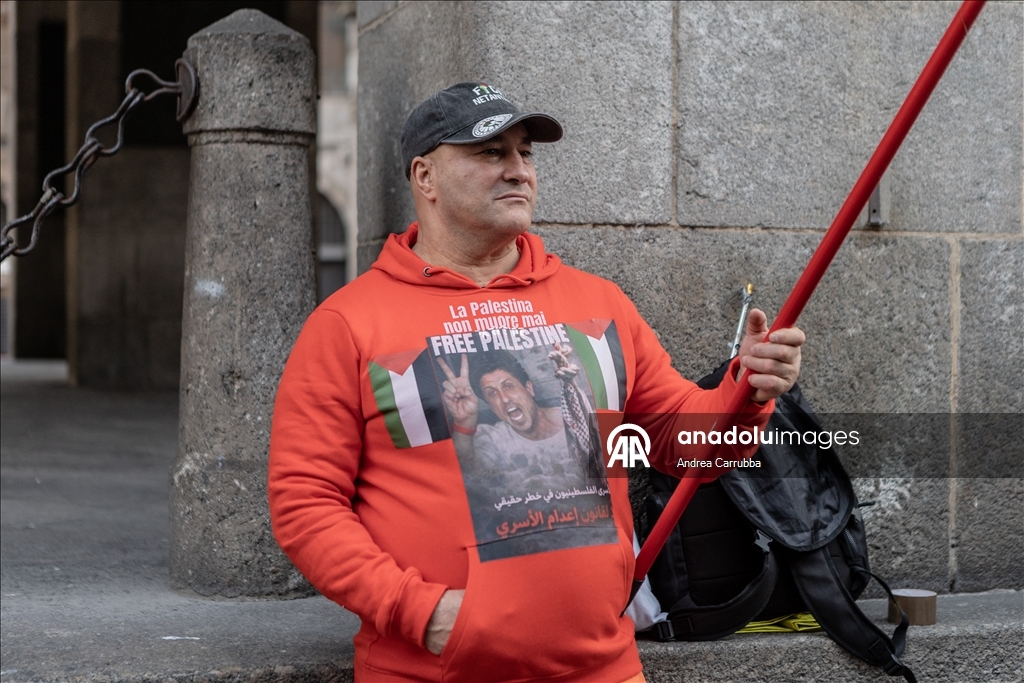 İsrail'in Filistinli esirleri hedef alan "idam yasası" İtalya'da protesto edildi