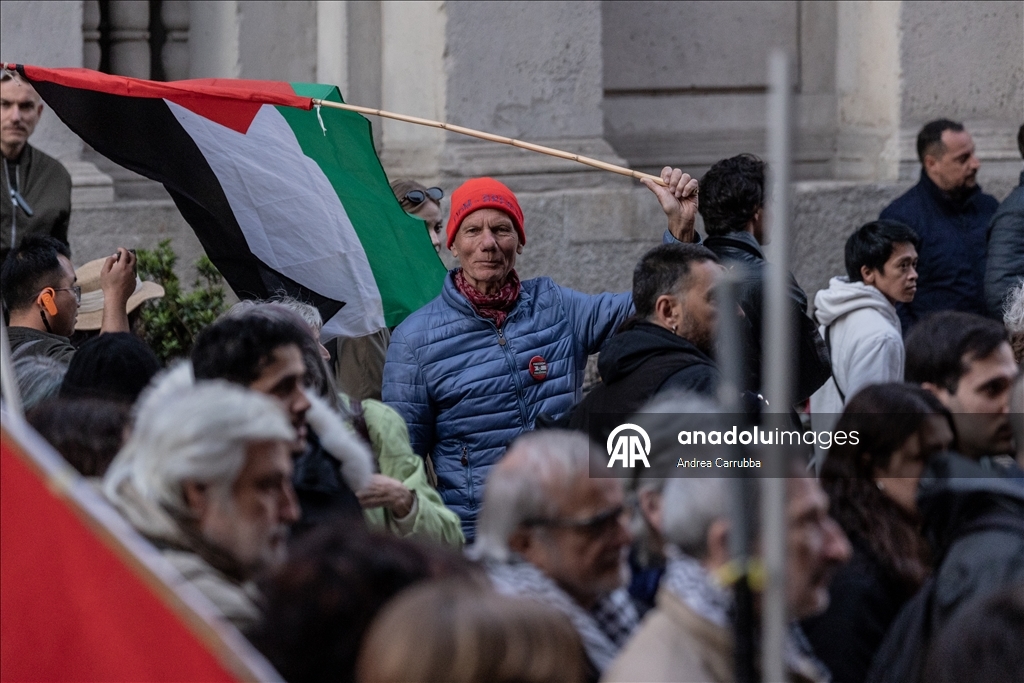 İsrail'in Filistinli esirleri hedef alan "idam yasası" İtalya'da protesto edildi