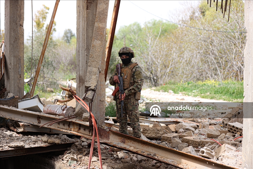 Сирия–Ливан: туннели для контрабанды оружия попали в объектив "Анадолу"