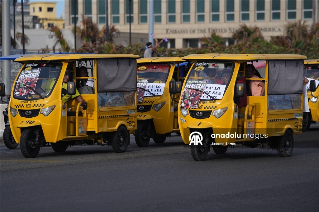 Havana'da ekonomik kriz ve yaptırımlara karşı protesto yürüyüşü 37