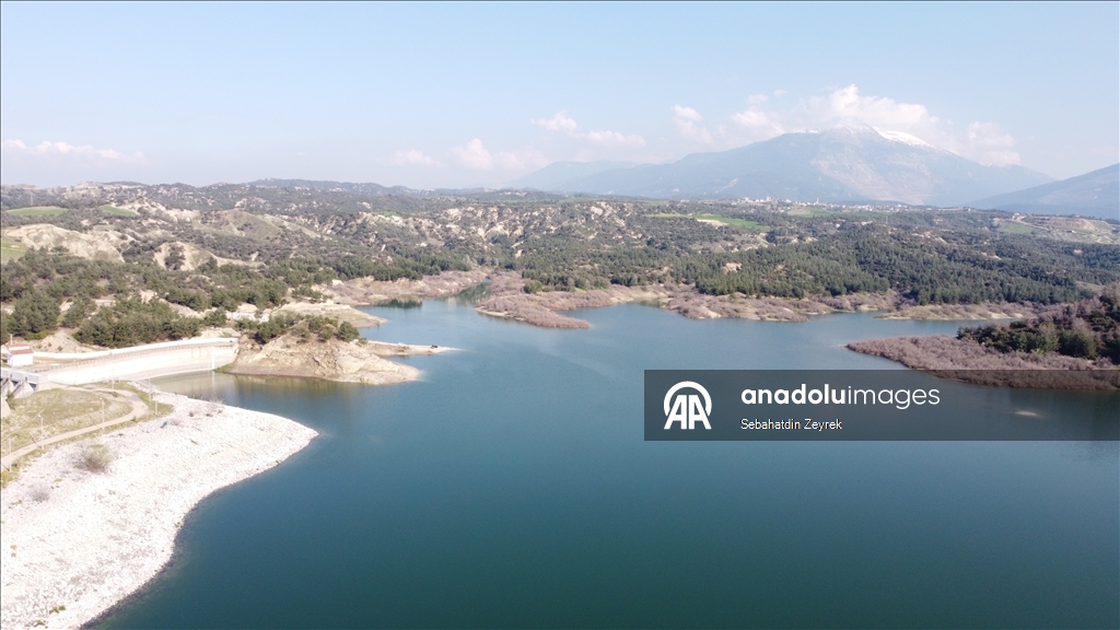 Aydın ve Denizli'de yağış arttı, baraj seviyeleri yükseldi