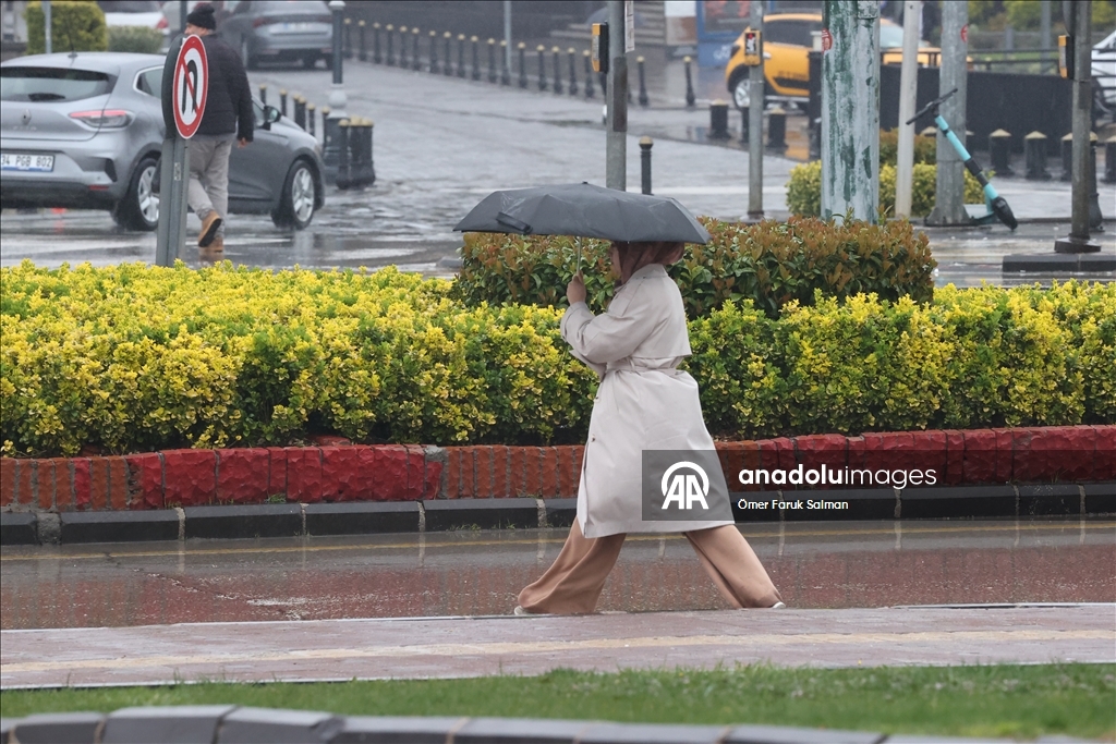 Gaziantep'te sağanak etkili oluyor
