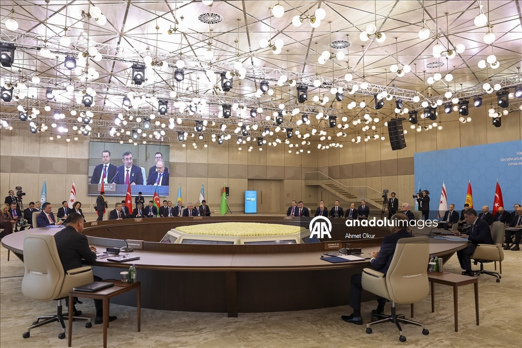 В Баку проходит встреча глав правительств/вице-президента государств-членов ОТГ