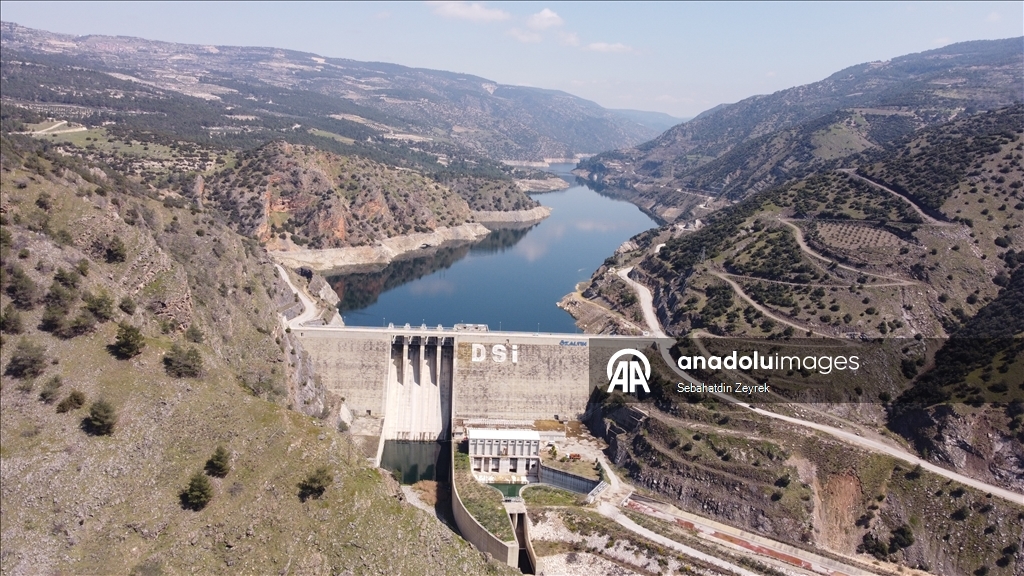 Aydın ve Denizli'de yağış arttı, baraj seviyeleri yükseldi