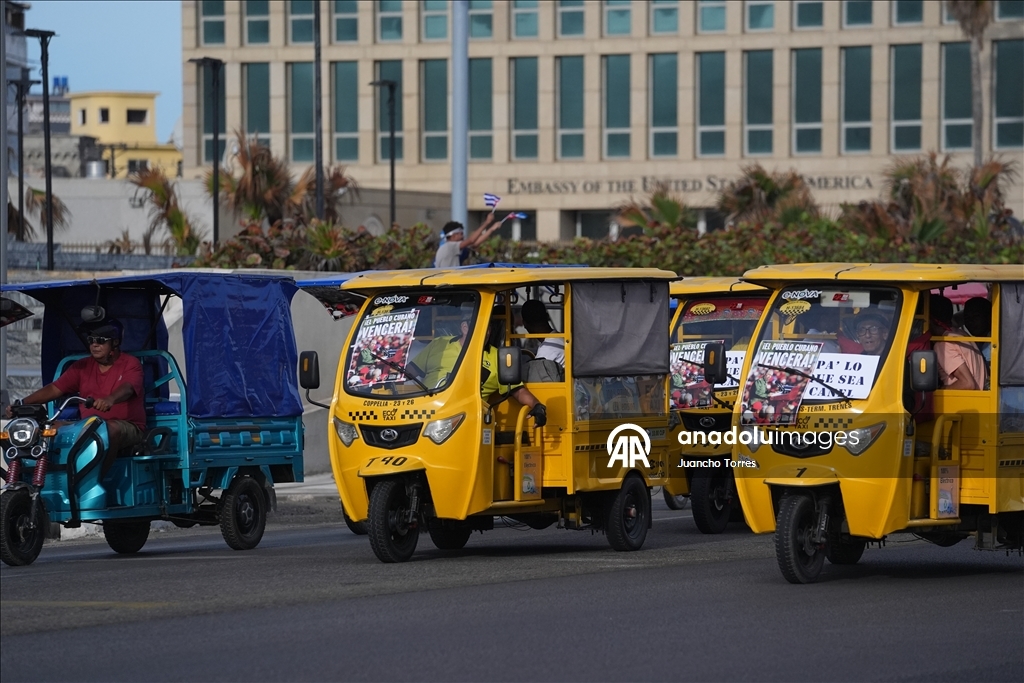 Havana'da ekonomik kriz ve yaptırımlara karşı protesto yürüyüşü 36