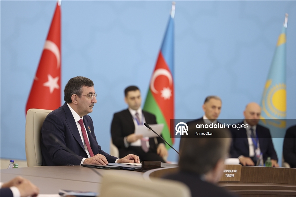 В Баку проходит встреча глав правительств/вице-президента государств-членов ОТГ