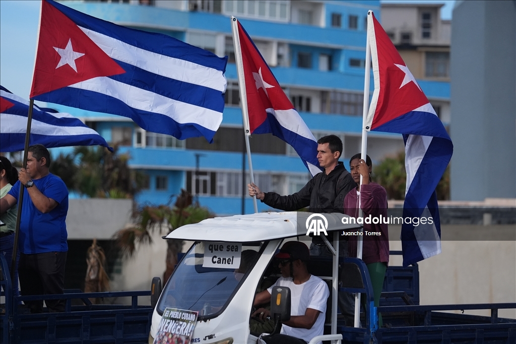 Havana'da ekonomik kriz ve yaptırımlara karşı protesto yürüyüşü 7