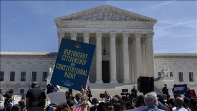 ABD Yüksek Mahkemesi, Donald Trump'ın doğumla kazanılan vatandaşlık hakkına yönelik girişimini görüştü