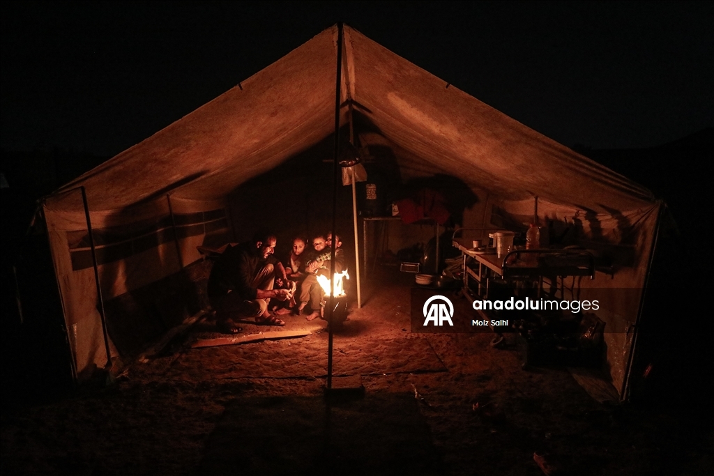 Повседневная жизнь в лагере беженцев Бурейдж в Газе