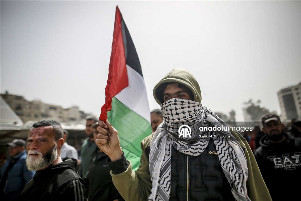 غزة.. احتجاجًا على قانون إسرائيلي يستهدف إعدام الأسرى الفلسطينيين