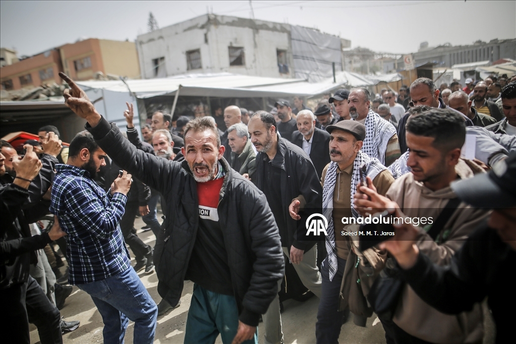 غزة.. احتجاجًا على قانون إسرائيلي يستهدف إعدام الأسرى الفلسطينيين