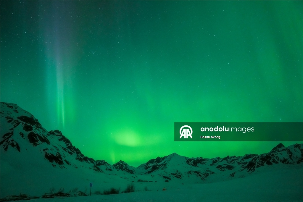 Alaska semalarında ''Kuzey Işıkları'' görsel şölen sundu