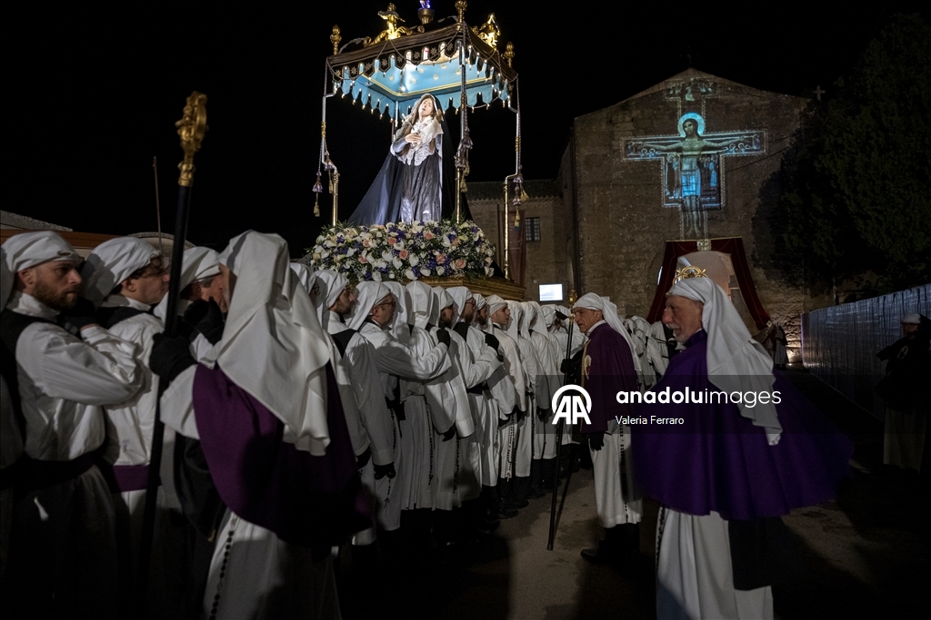 В Италии прошло шествие в Страстную пятницу