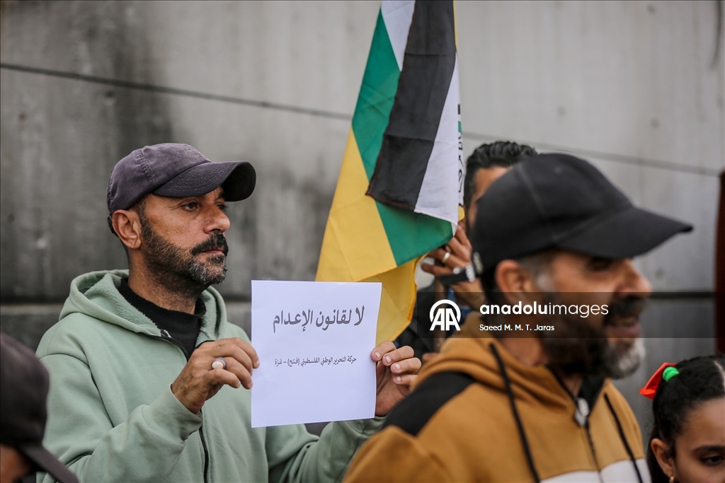 غزة.. احتجاجًا على قانون إسرائيلي يستهدف إعدام الأسرى الفلسطينيين