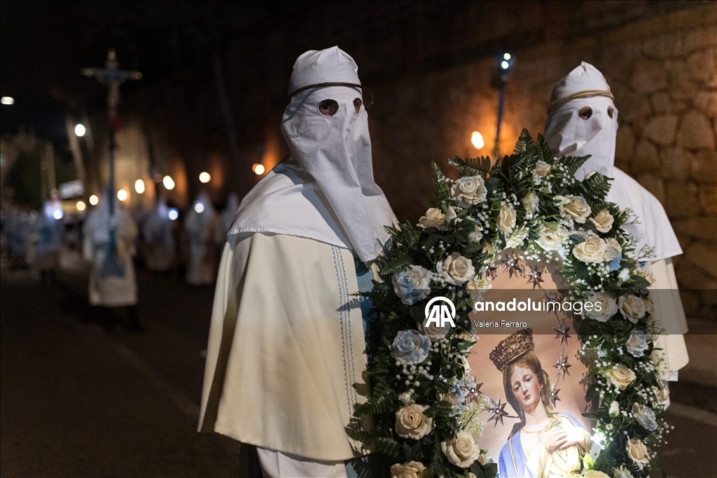 В Италии прошло шествие в Страстную пятницу