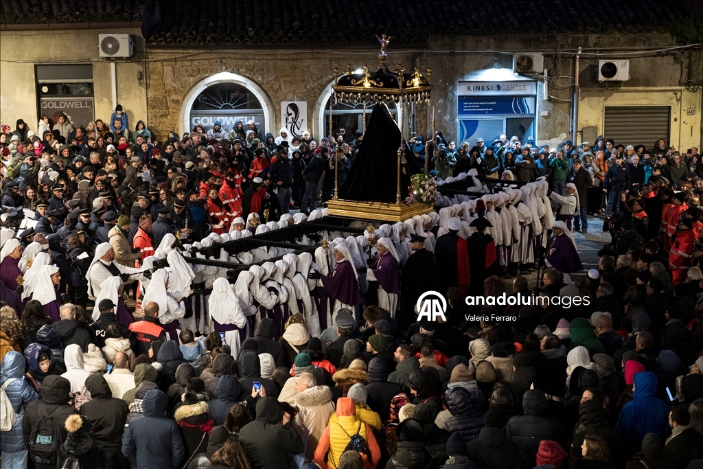 В Италии прошло шествие в Страстную пятницу