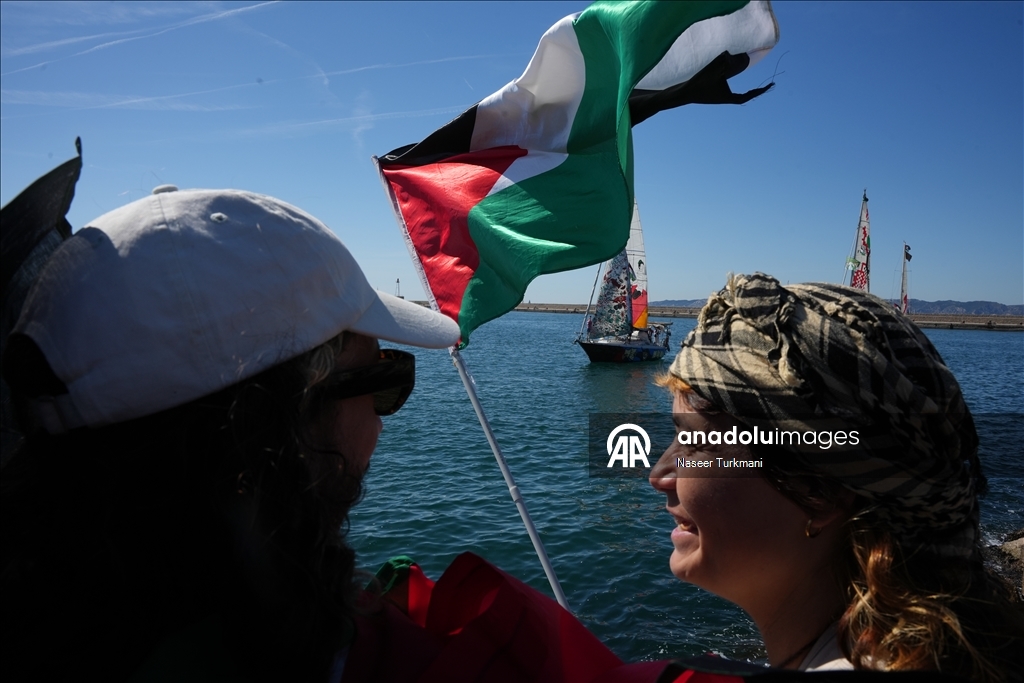 Суда международной флотилии Global Sumud отчалили из Марселя