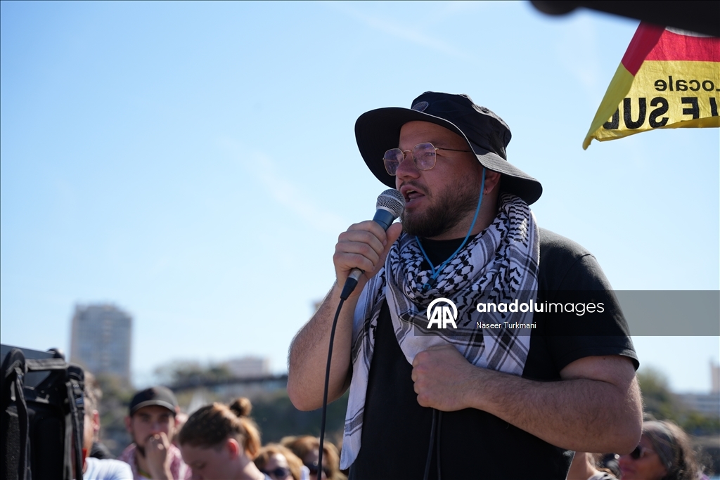 Суда международной флотилии Global Sumud отчалили из Марселя