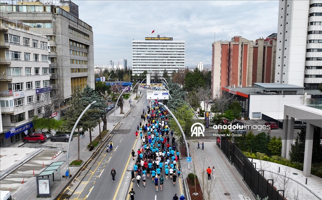 В Анкаре стартовал «Забег 1920» по случаю годовщины основания агентства «Анадолу» 3