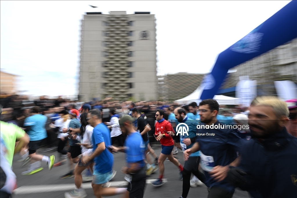 В Анкаре стартовал «Забег 1920» по случаю годовщины основания агентства «Анадолу» 9