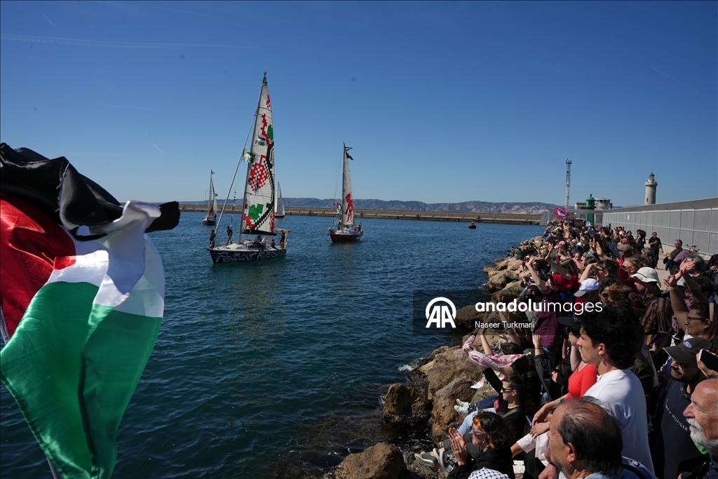 Суда международной флотилии Global Sumud отчалили из Марселя