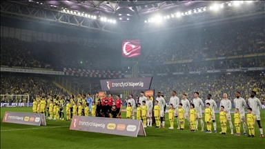 Fenerbahçe sahasında Beşiktaş'ı ağırladı 