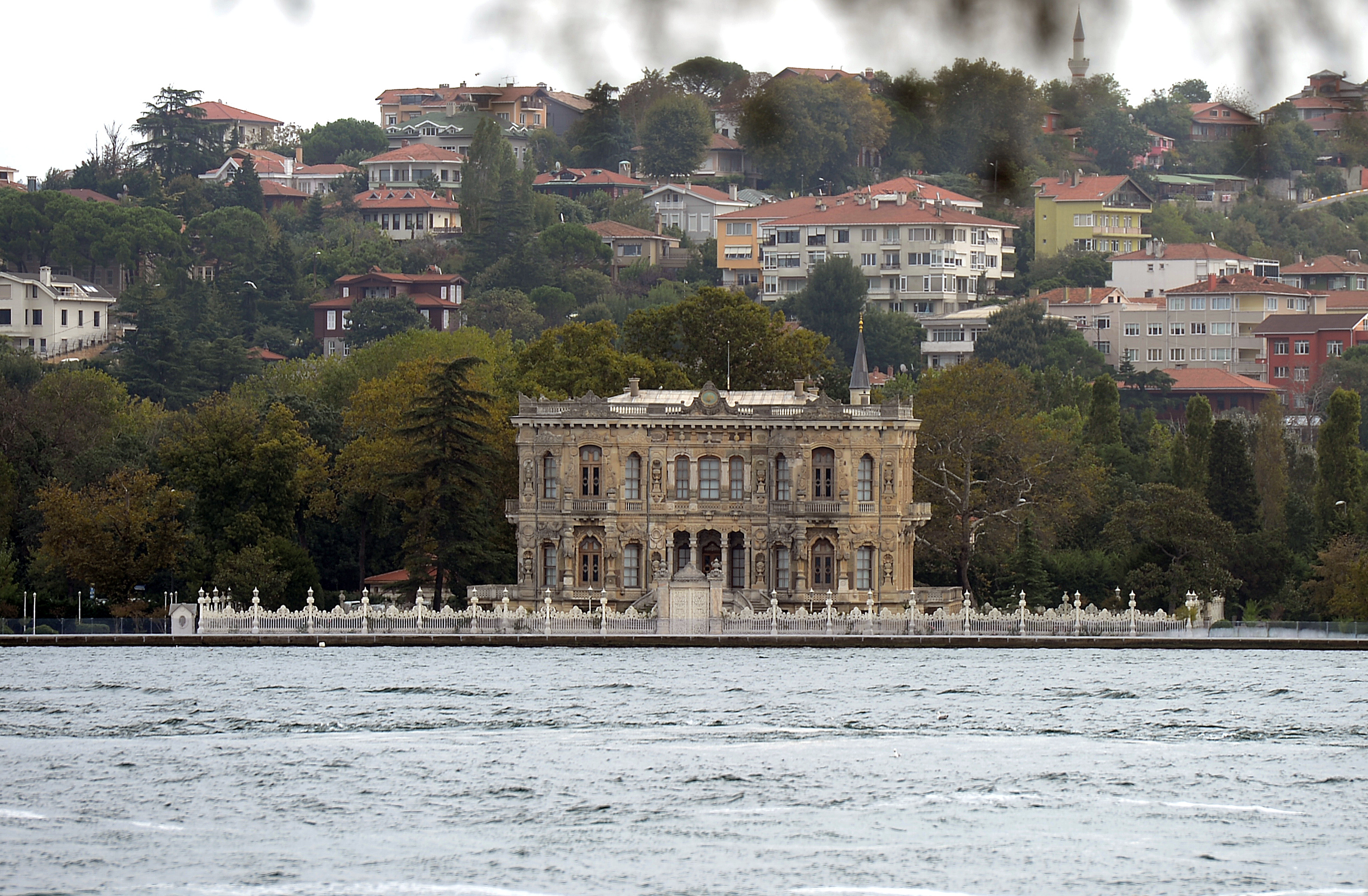 İstanbul Boğazının İncileri Yalılar İstanbul Boğazının İncileri Yalılar