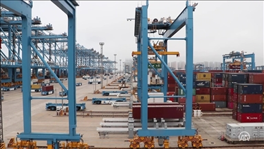 China hosts Asia's first fully automatic container terminal - Anadolu ...