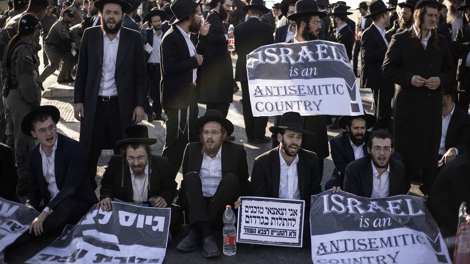 Ultra Ortodoks Yahudilerden Batı Kudüs'te İsrail'in zorunlu askerlik hizmetine karşı protesto - Anadolu Ajansı