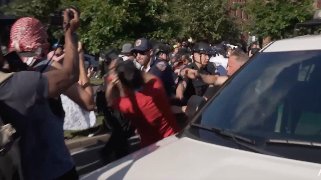 New York'taki Filistin'e destek gösterileri sırasında AA foto muhabirine  polisten sert müdahale - Anadolu Ajansı