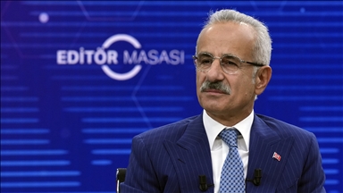 Ulaştırma ve Altyapı Bakanı Uraloğlu: Çağrı cihazları özelinde Türkiye’de bir risk olmadığını net olarak söyleyebilirim Ulaştırma ve Altyapı Bakanı Uraloğlu: Çağrı cihazları özelinde Türkiye’de bir risk olmadığını net olarak söyleyebilirim