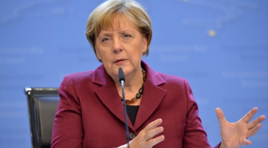 Merkel praises Russia as reliable gas supplier