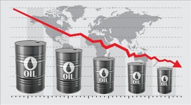 Brent dips to new low due to anticipated stockpile rise