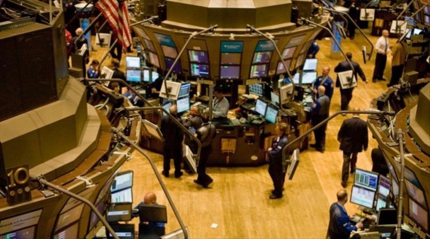 Wall Street closes lower as oil declines