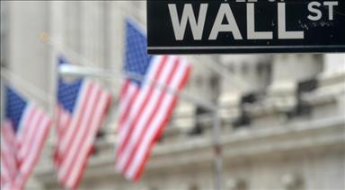 US stock market closes mixed